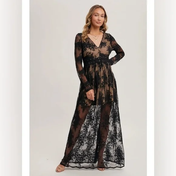 BluIvy Black Lace Long Sleeve Maxi Dress - Picture 1 of 3